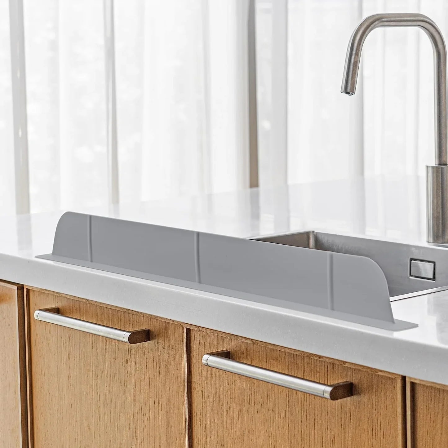 Kitchen Sink Splash Guard